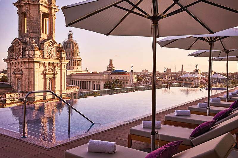 Rooftop Pool sunrise